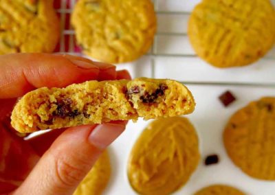 CHOCOLATE CHUNK PEANUT BUTTER COOKIES