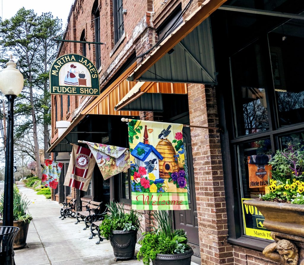 What To See When You Visit Historic Cave Spring, Georgia