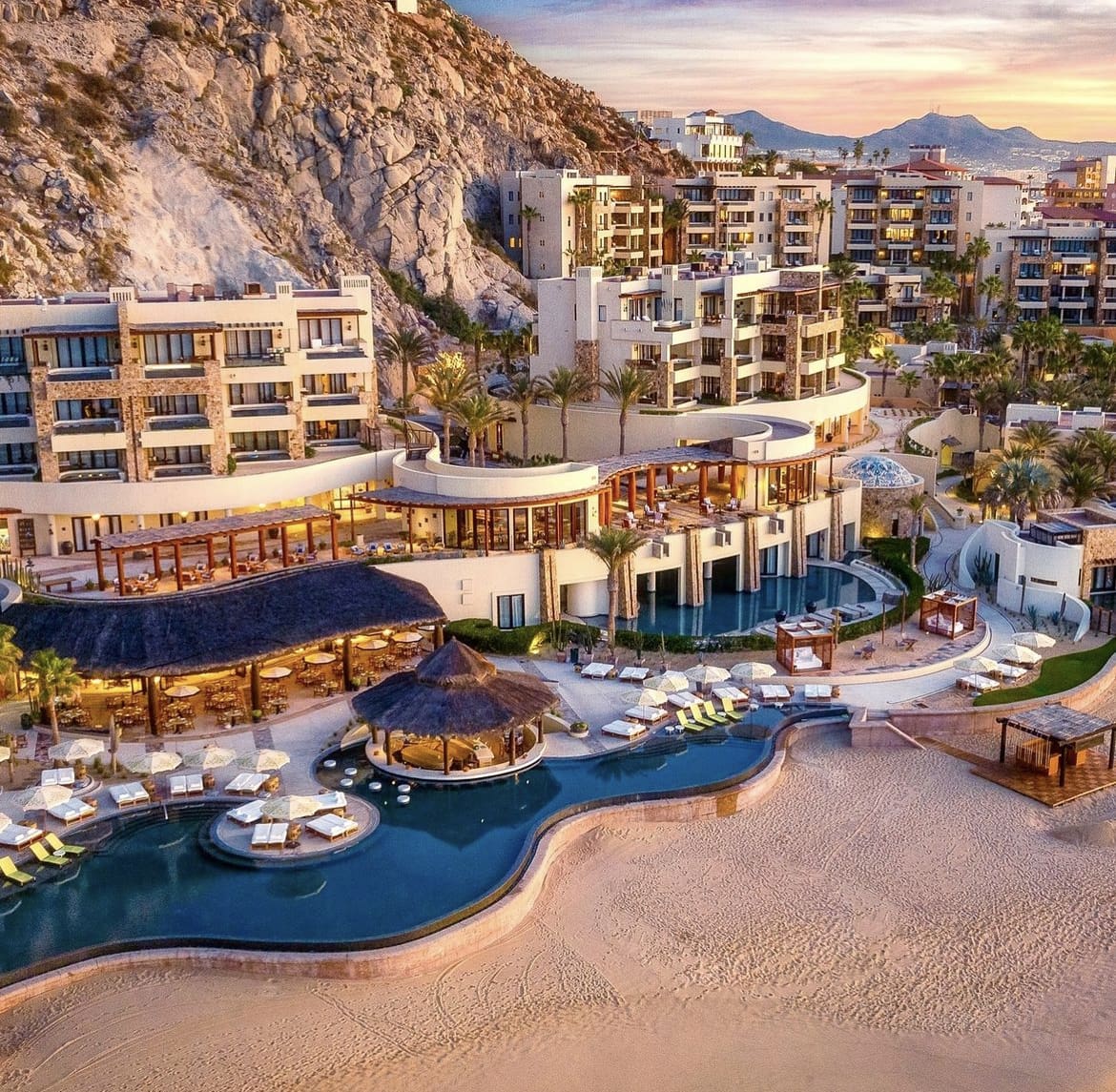 Waldorf Astoria Los Cabos Pedregal: Secluded Elegance Beyond the Tunnel