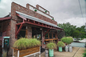 Exterior Satellite Bar and Lounge, Wilmington, NC