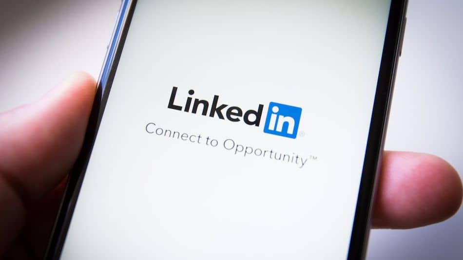 Here's Why LinkedIn Is Sending $20 Cheques To It's Users