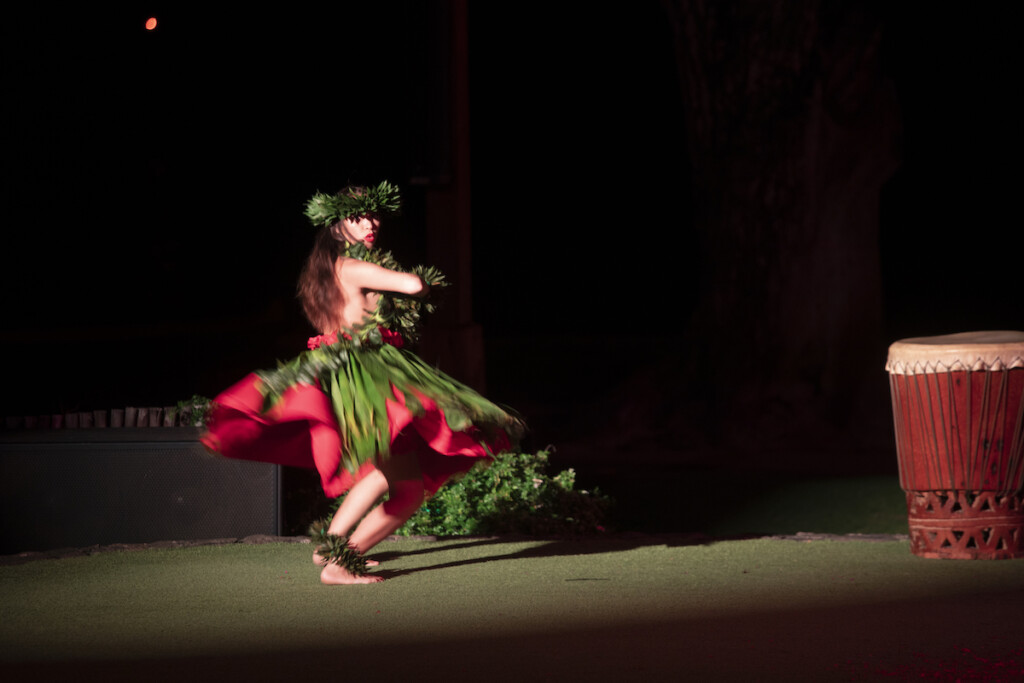 20240403 Old Lahaina Luau Ap 2023 Oll Dancer In Red