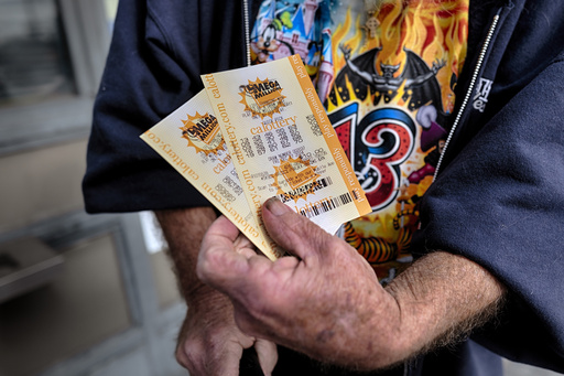 Mega Millions Draws Numbers For $1.22 Billion Jackpot