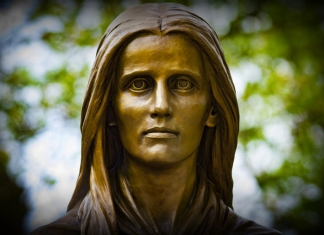 Mary Draper Ingles is immortalized in bronze at Radford, Virginia.