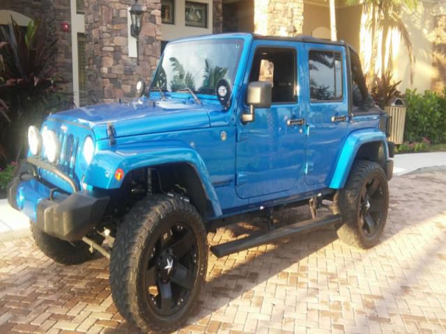 Jeep: wrangler unlimited 4 door