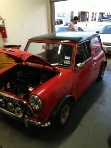 Mini : classic austin mini cooper 1980