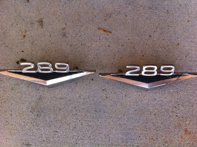 1967 ford mustang front fender emblem 289. original factory