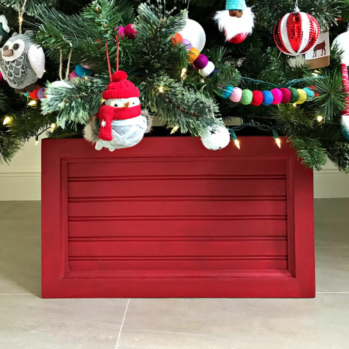 Build this easy DIY Christmas Tree Box Stand. Looks fantastic under your tree and stores your ornaments when you're ready to pack the tree away. DIY Christmas Woodworking Build Plan.