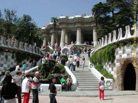 Antoni Gaudi, architecture in Barcelona | Spain zone at abelard.org