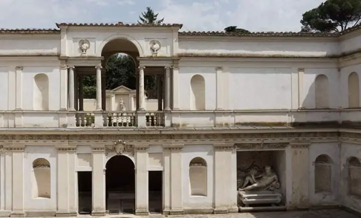 famous cathedral in Vatican City Italy, What is unique about the Vatican City? 