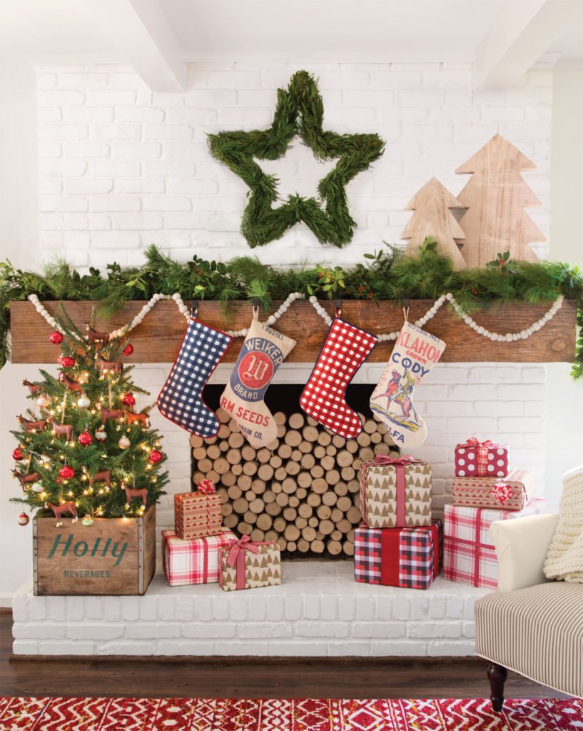 70 Christmas Decorations Ideas To Try This Year - A DIY Projects