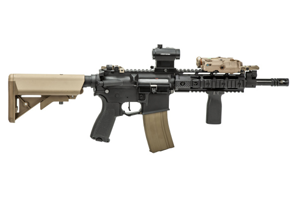 AirsoftGI Custom Pack A' Punch M4 AEG