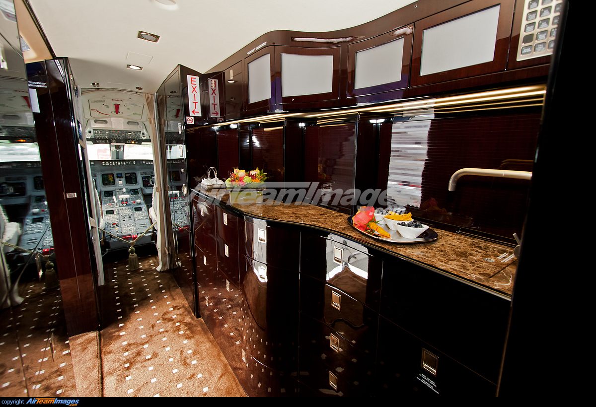 Introducir 34+ imagen bombardier challenger 850 interior ...