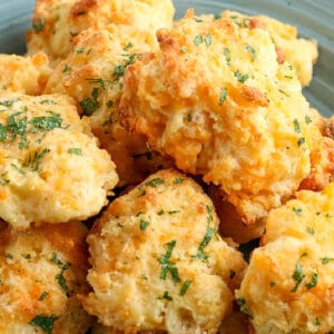 Red lobster cheddar bay biscuits