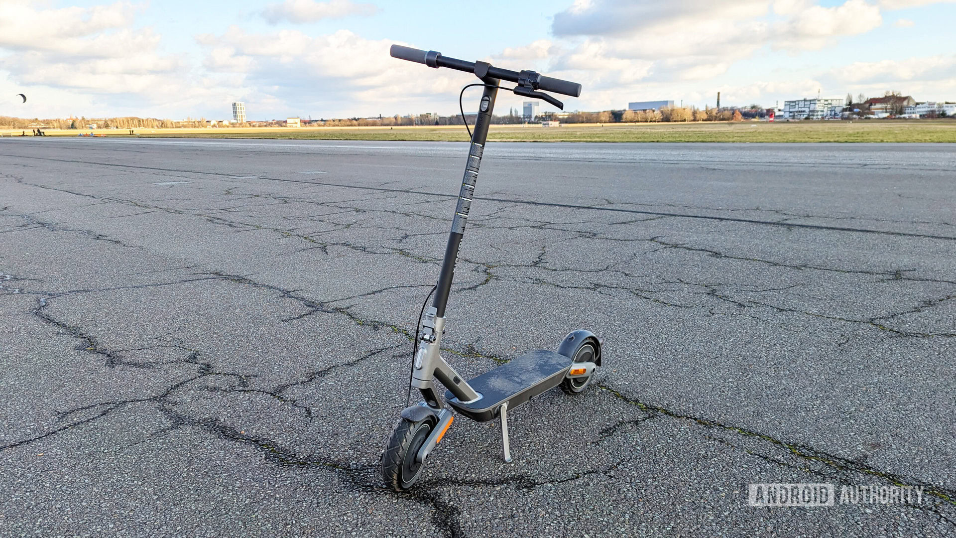 Xiaomi Electric Scooter 4 Ultra sitting on tarmac