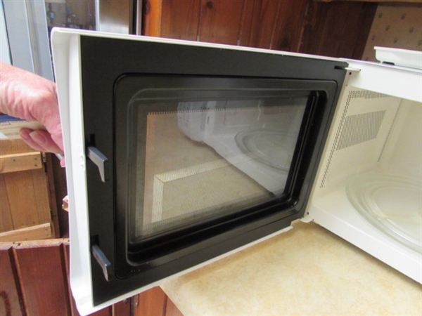 SHARP CAROUSEL MICROWAVE