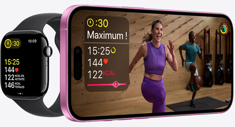 Séance d’exercice Fitness+ avec des données synchronisées sur un iPhone et une Apple Watch