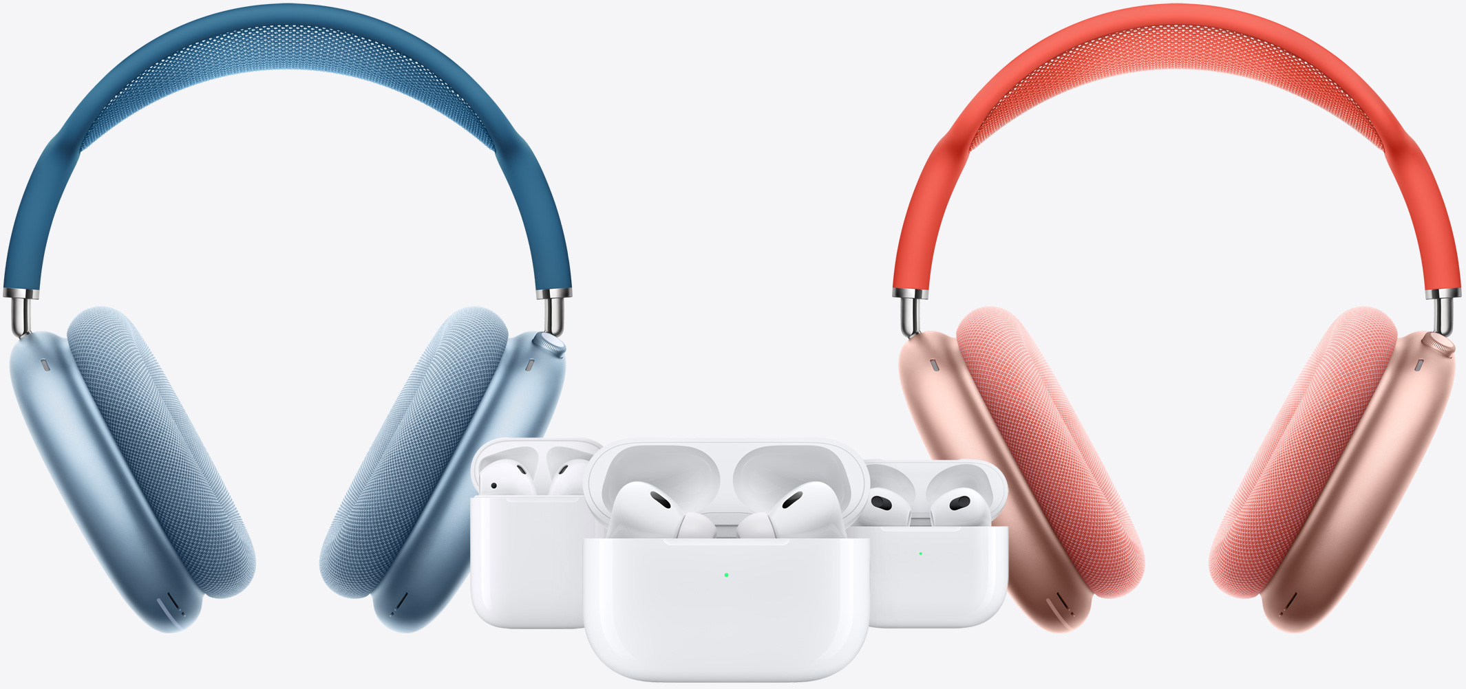 Dva para slušalica AirPods Max pored slušalica AirPods 2. generacije, AirPods 3. generacije i AirPods Pro 2. generacije.