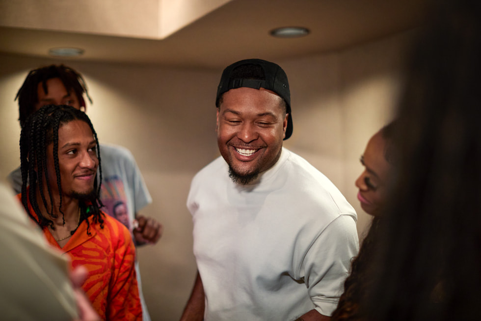 PROPEL’s Joseph Barrett speaks with students, including Emmanuel Strickland, during the accelerator.