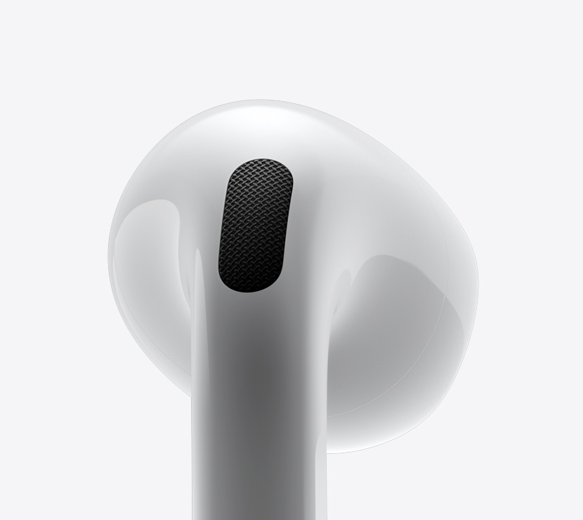 Vista lateral en primer plano de uno de los AirPods 4.