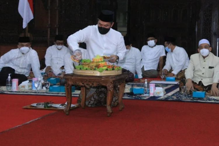 Contoh Susunan Acara Malam Tirakatan 17 Agustus di Kampung, Buat ...