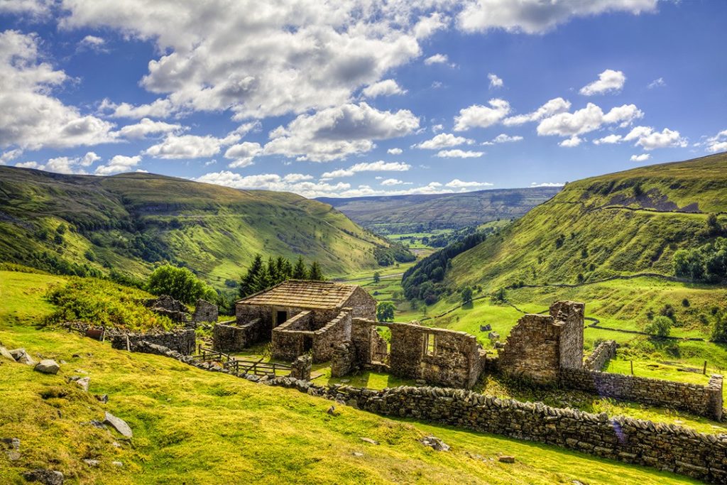 best views in the Yorkshire Dales Crackpot Hall