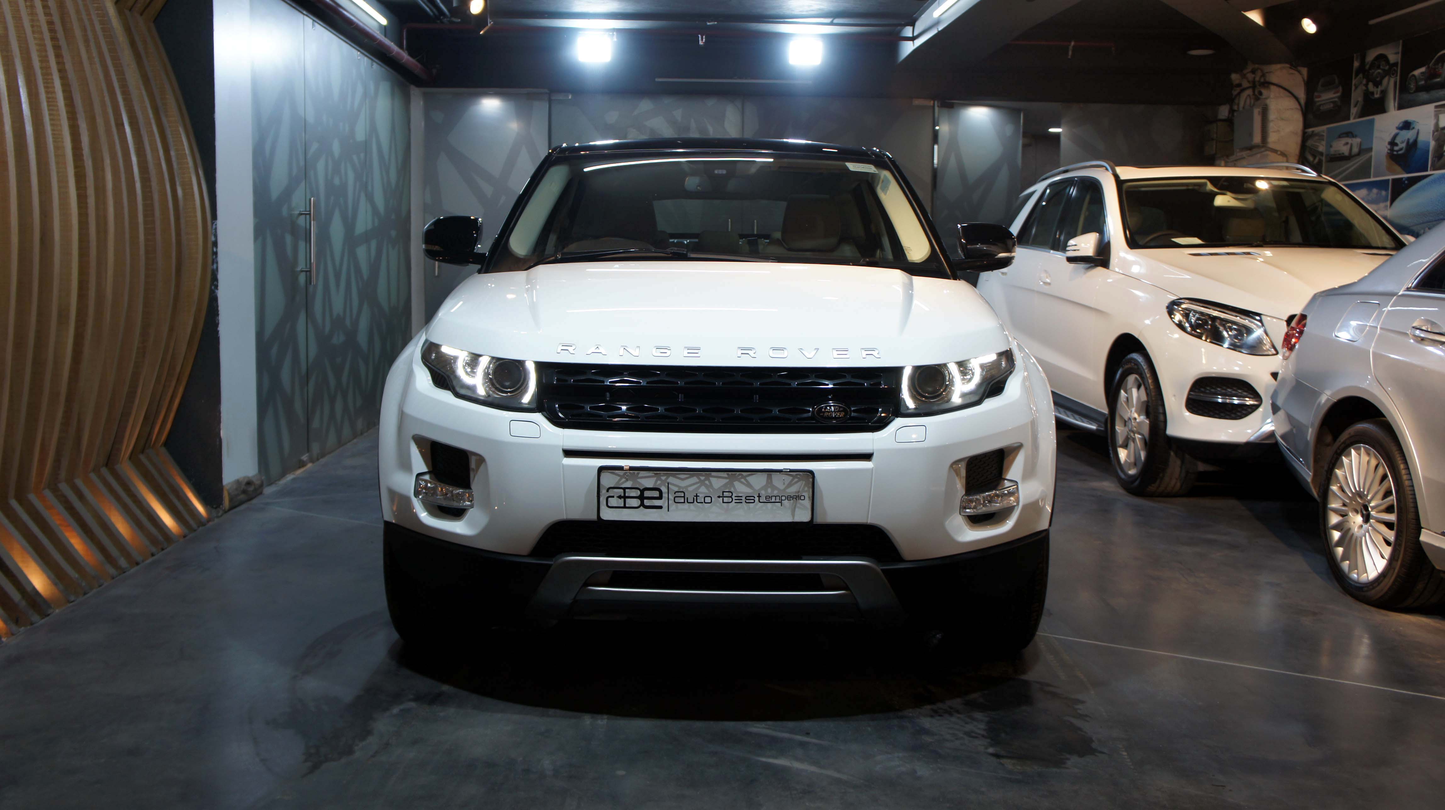 Range Rover EVOQUE PURE 2.2 DIESEL