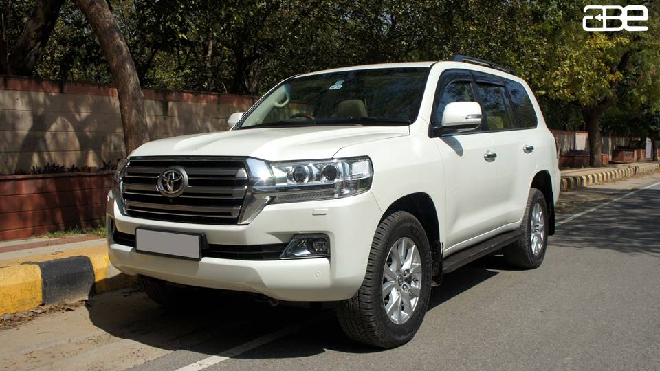 Toyota LAND CRUISER VX 200 V8