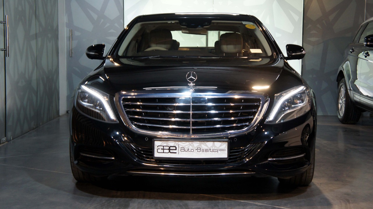 Mercedes-Benz S-Class S-500