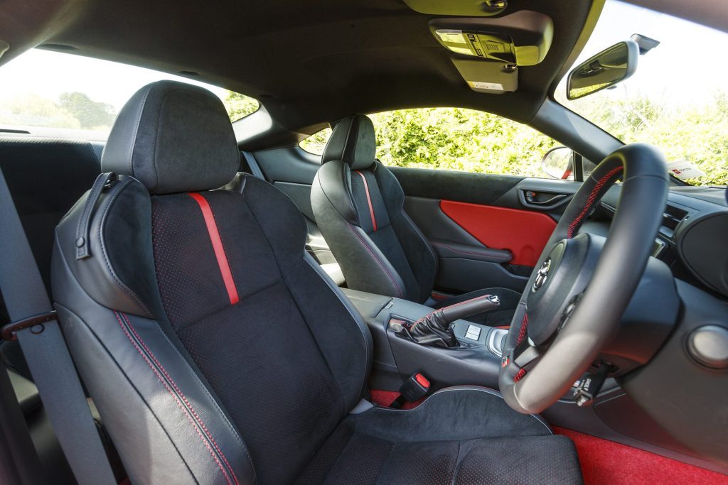 Toyota GR86 seats