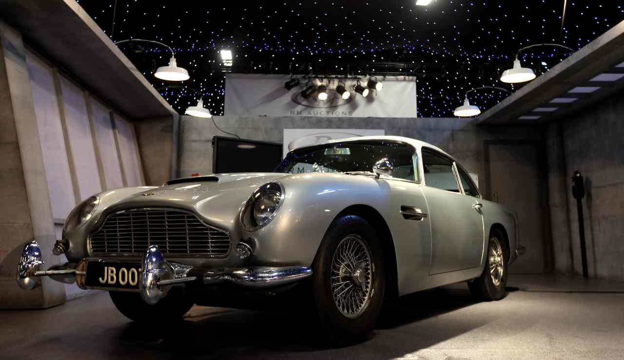 Aston Martin DB5