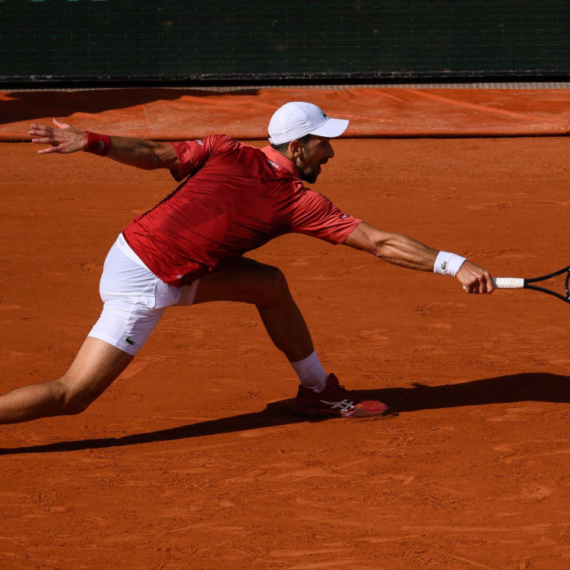 Djokovic returns on court before the Olympics?