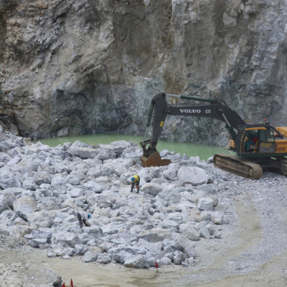 "The people in Serbia decide on the lithium mine, America supports the government's position"