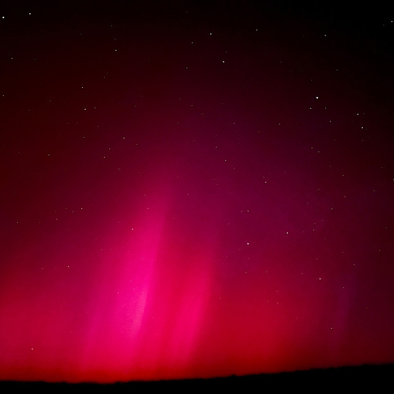 The sky above Serbia "caught fire": This is rarely seen PHOTO