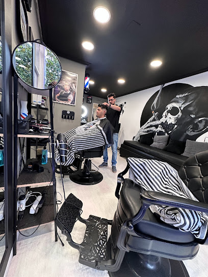 Royal Barbershop-peluqueria Caballeros - Opiniones y contacto ...