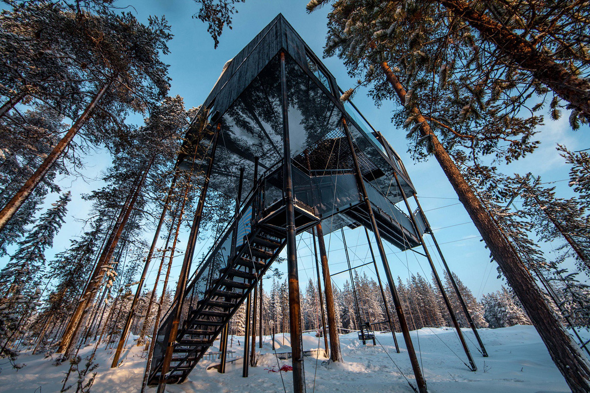 a treehouse hotel