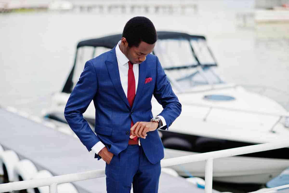 How to Become a Yacht Broker in Florida: A Clear Guide