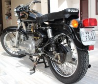 Black Royal Enfield Bullet Standard 350