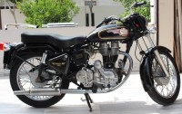 Black Royal Enfield Bullet Standard 350