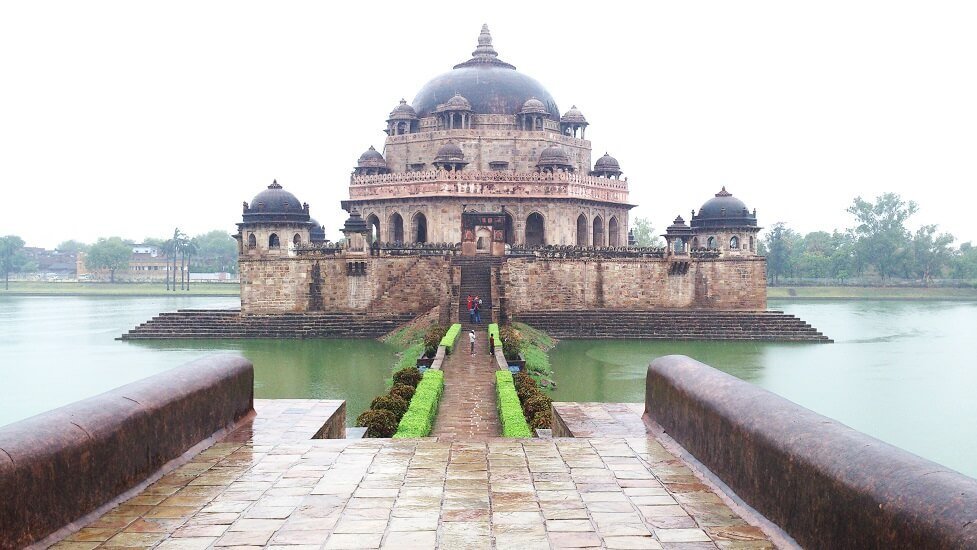 Sher-Shah-Suri-Tomb