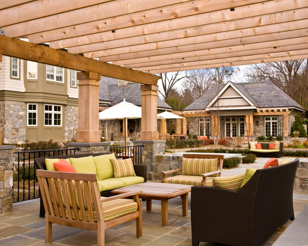 Vienna VA Outdoor Room | Classic / Traditional