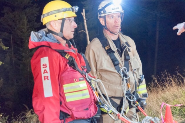 Video: Rescue Unit and Search and Rescue train for steep slopes ...