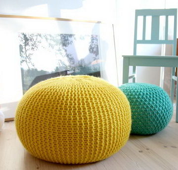 DIY Knitted Poufs.