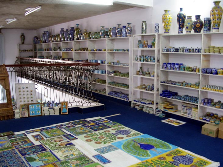 Jaipur Blue Pottery Art Centre, Near Jain Mandir, Amer Road, Jaipur, Rajasthan, India