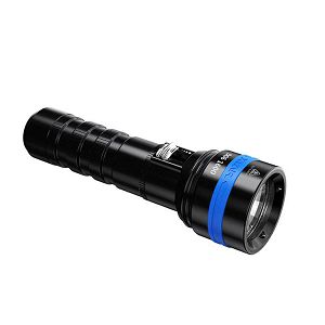 Xtar D06 1600 LED Cree lampa