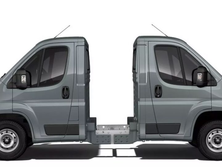 รถสองหัว Citroen Relay Back to Back เปิดขาย 1.66 ล้านบาท ในอังกฤษ