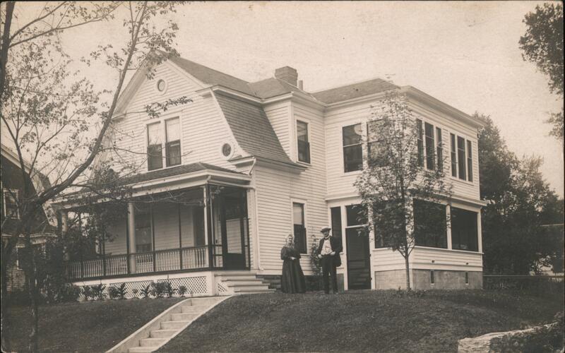 c1910 House at 2518 W 42nd St. Minneapolis, MN Minnesota Postcard