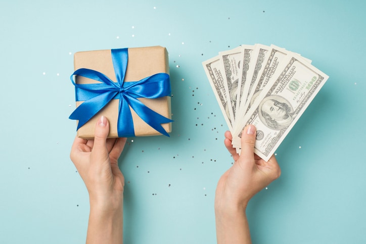 2024 holiday bonus guide for your caregivers