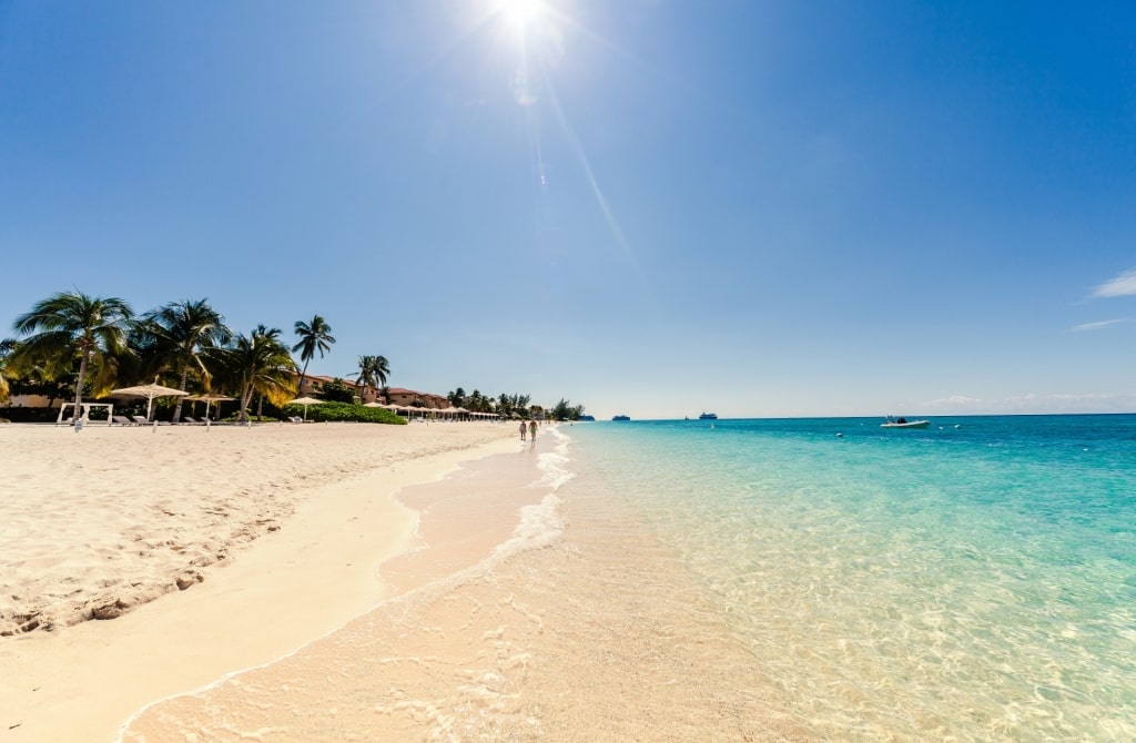 Seven Mile Beach, one of the best Grand Cayman beaches