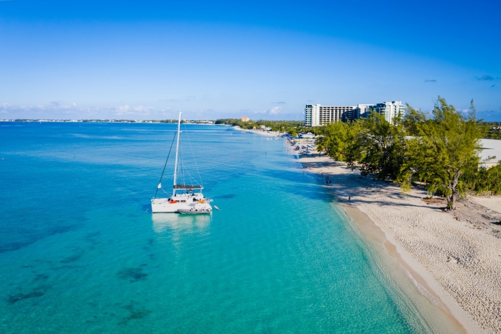 Clear blue water of Seven Mile Beach, near George Town